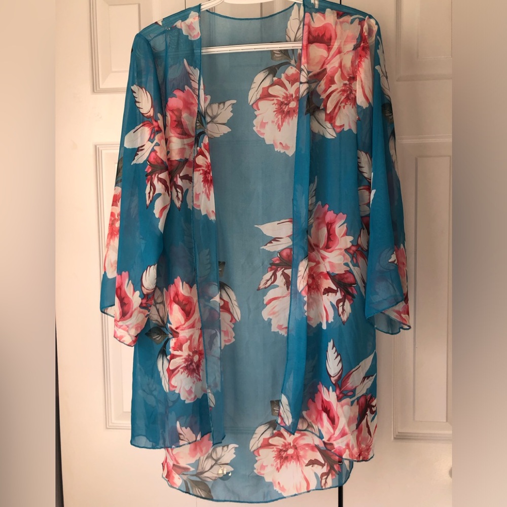 Floral Kimono Duster.  Size M.